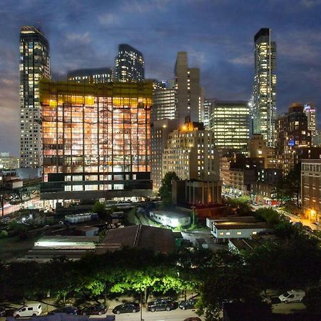 Microtel Inn By Wyndham Long Island City New York Bagian luar foto